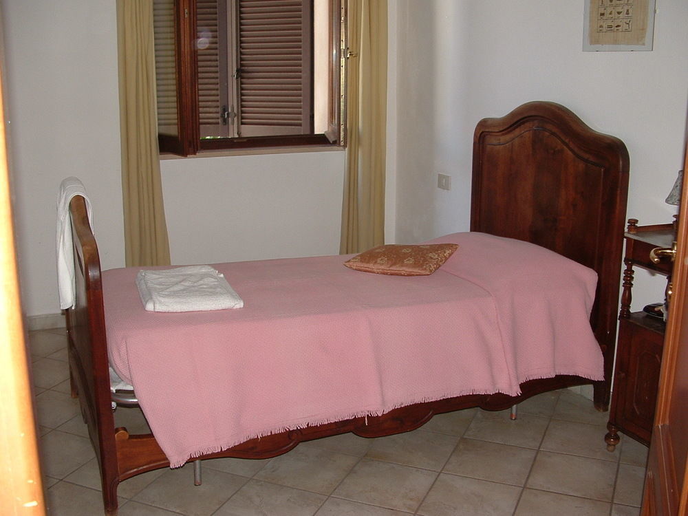 La Chicca B&B カッシーネ エクステリア 写真